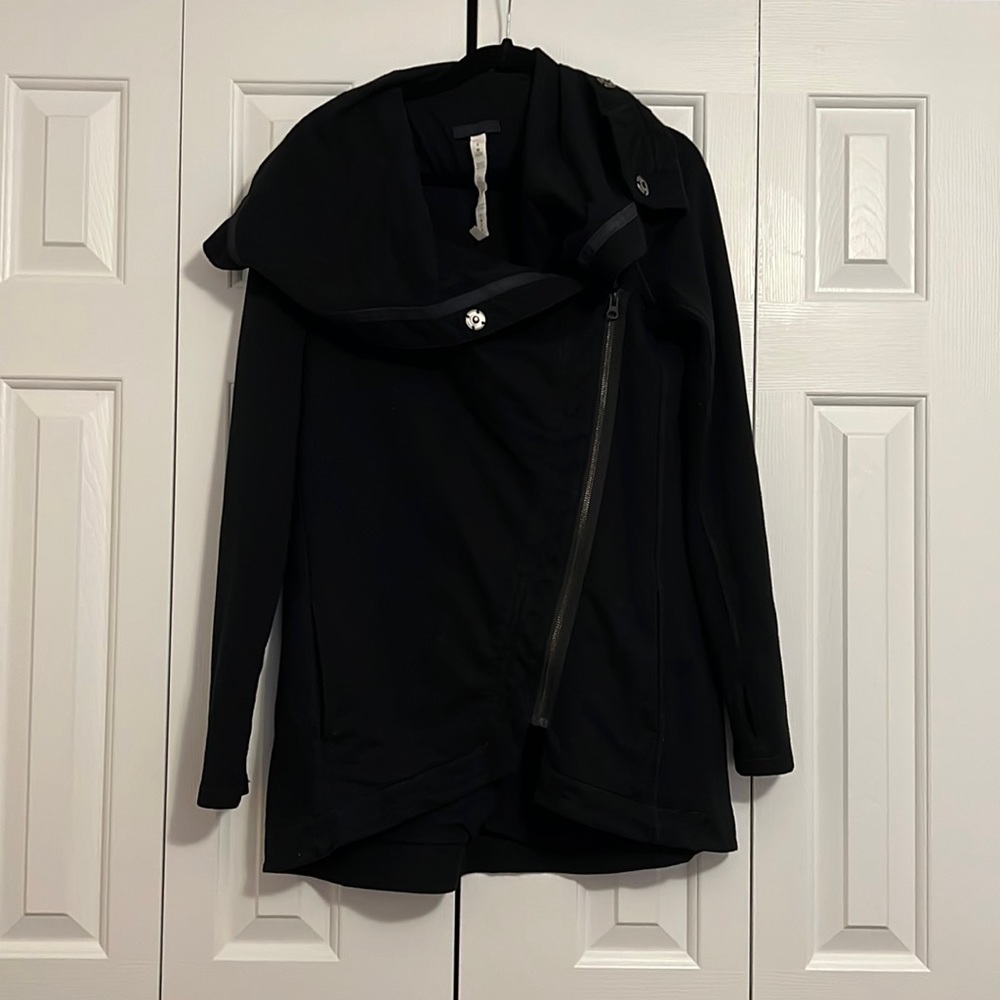 Lululemon Athletica Black Savasana Wrap